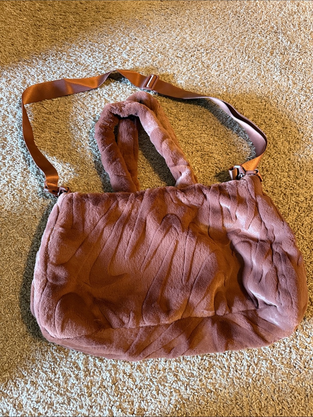 Nike Plush Faux-Fur Shoulder Bag - Mauve Pink